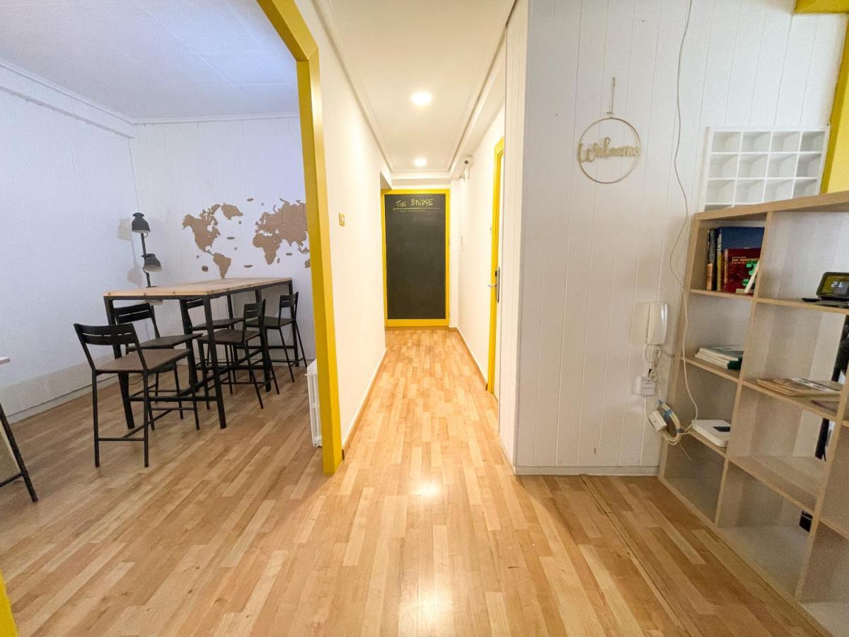 Az The Bridge Hostel - Coliving Saragossa Exterior foto